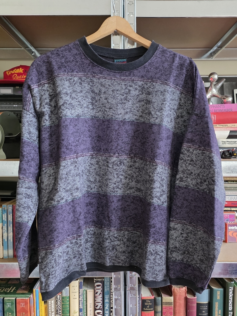 1990s | Maui & Sons Vintage Sweatshirt